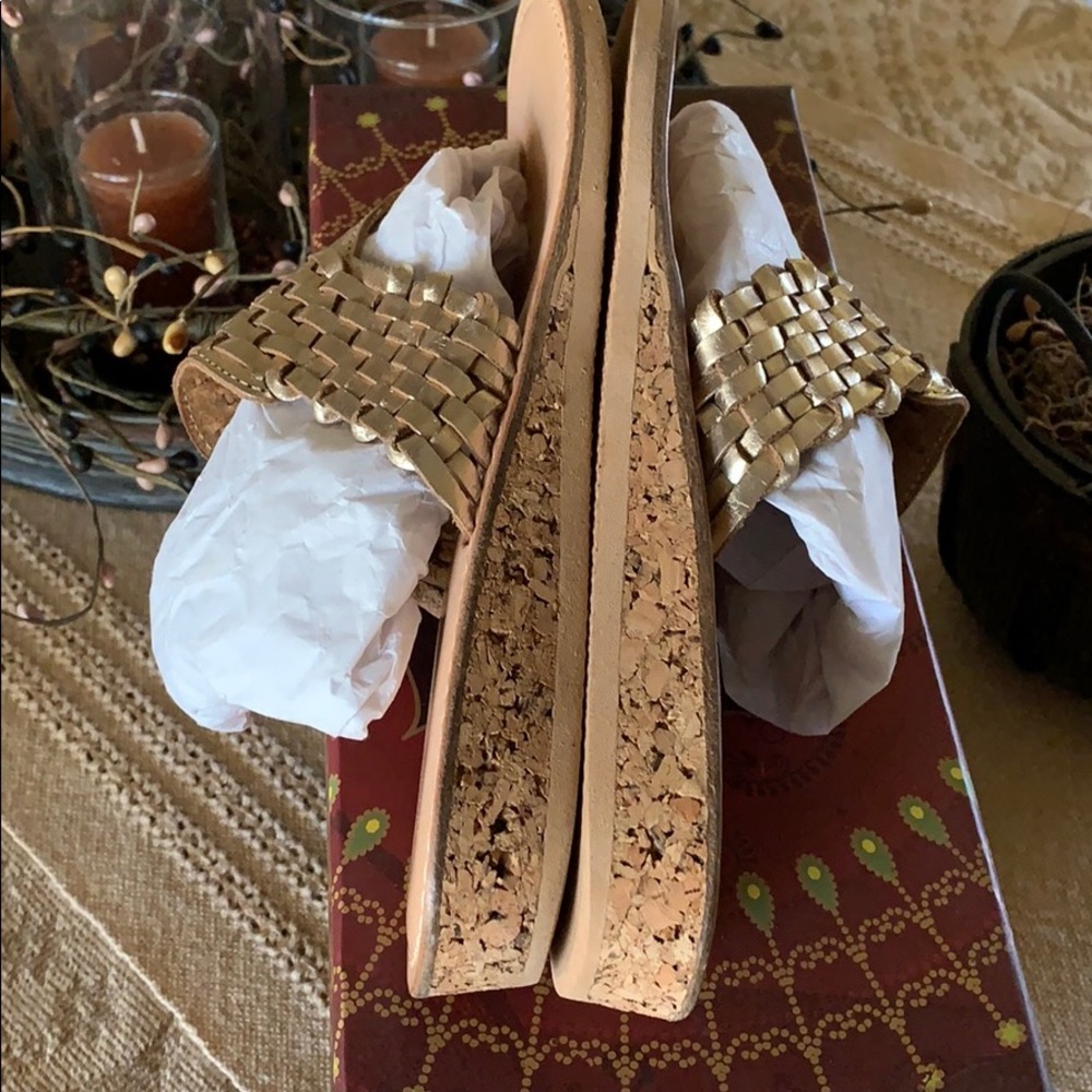 Impo Sandals - Picture 3 of 4